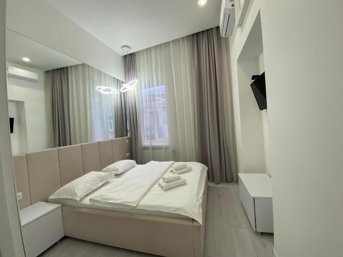 Galicia Apartments Lviv Exteriör bild